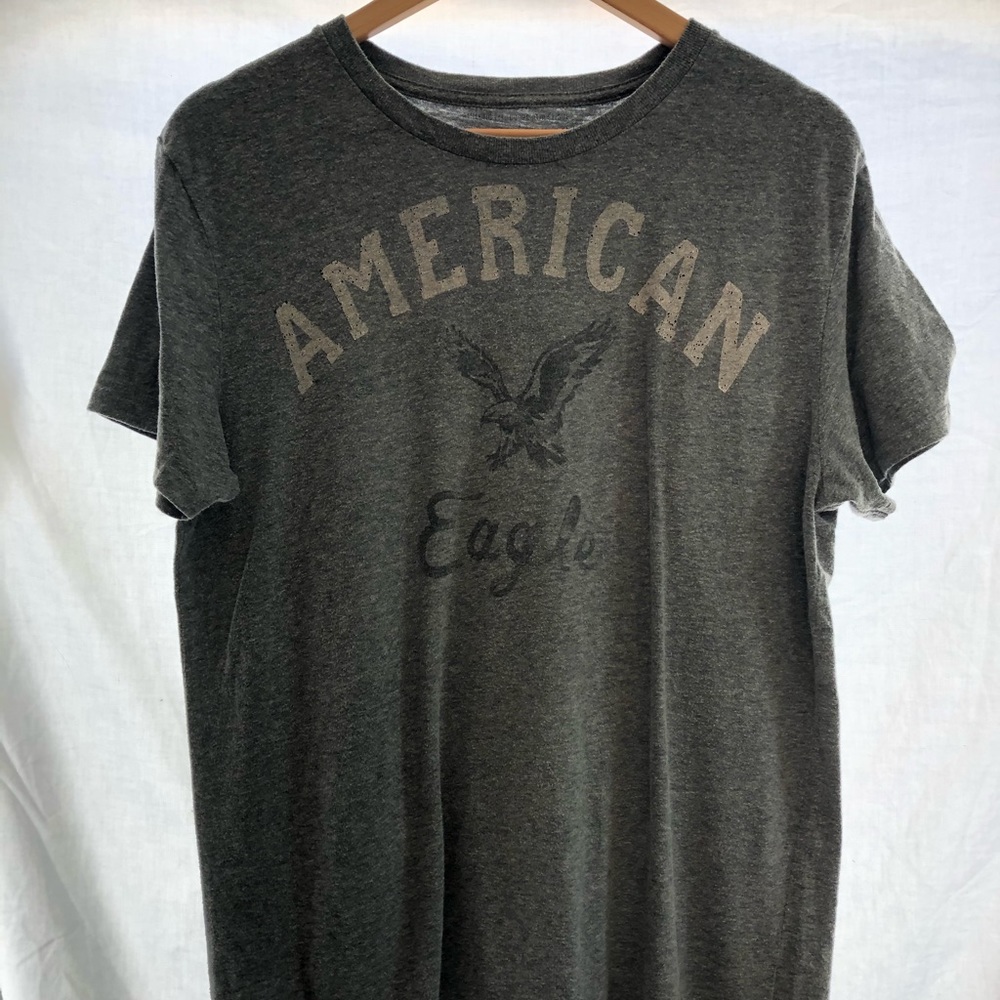 American Eagle T-shirt